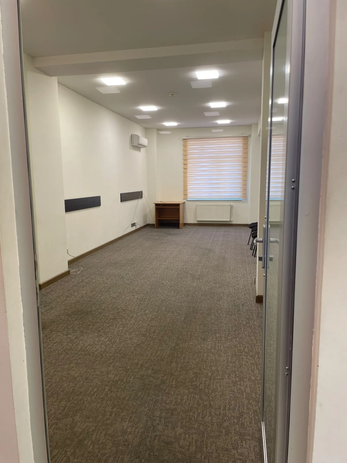 Kirayə 5 otaqlı Ofis 260 m² Nəsimi r. – şəkil 11