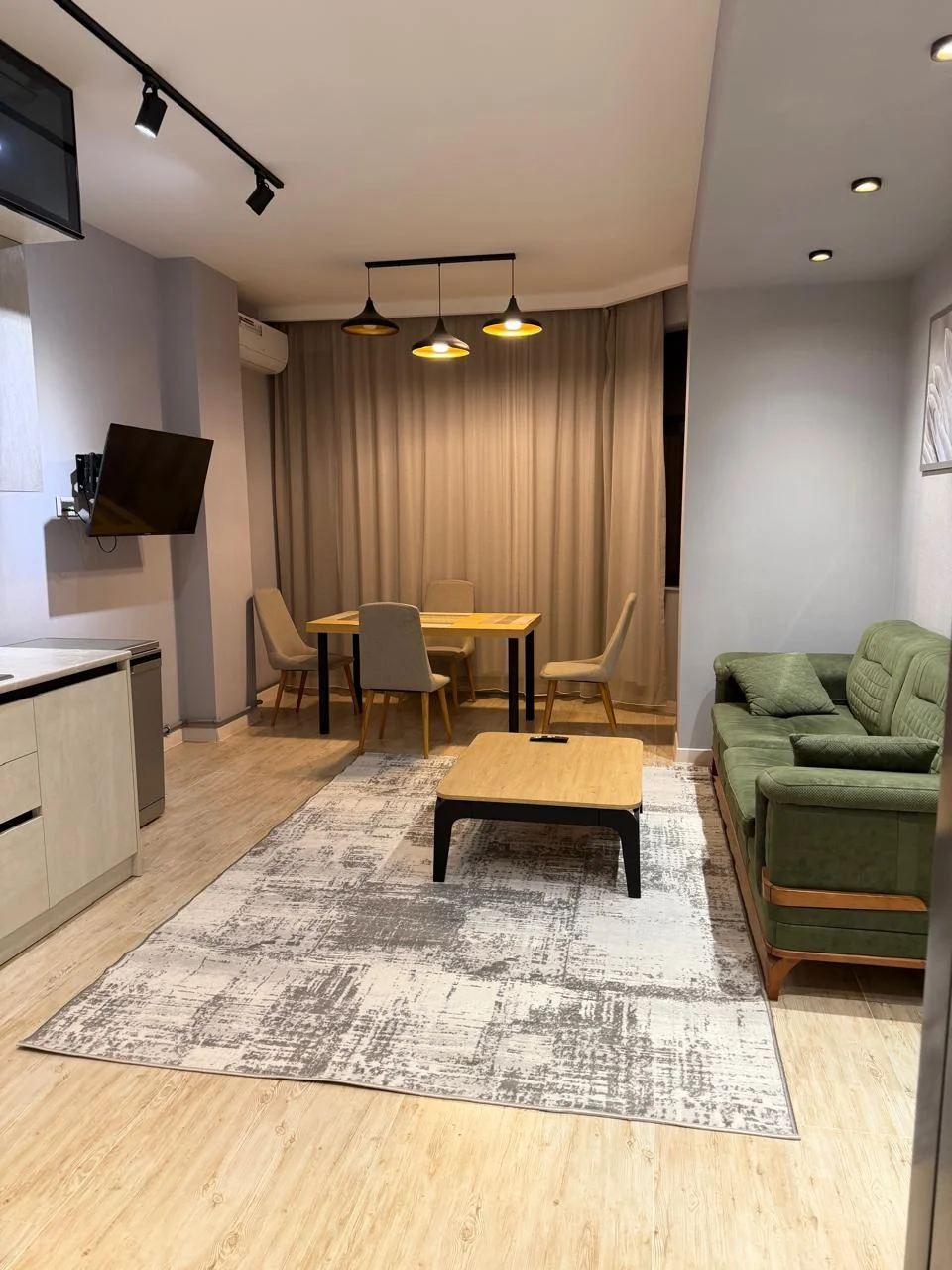 Kirayə 3 otaqlı Mənzil 110 m² Xətai r. – şəkil 1