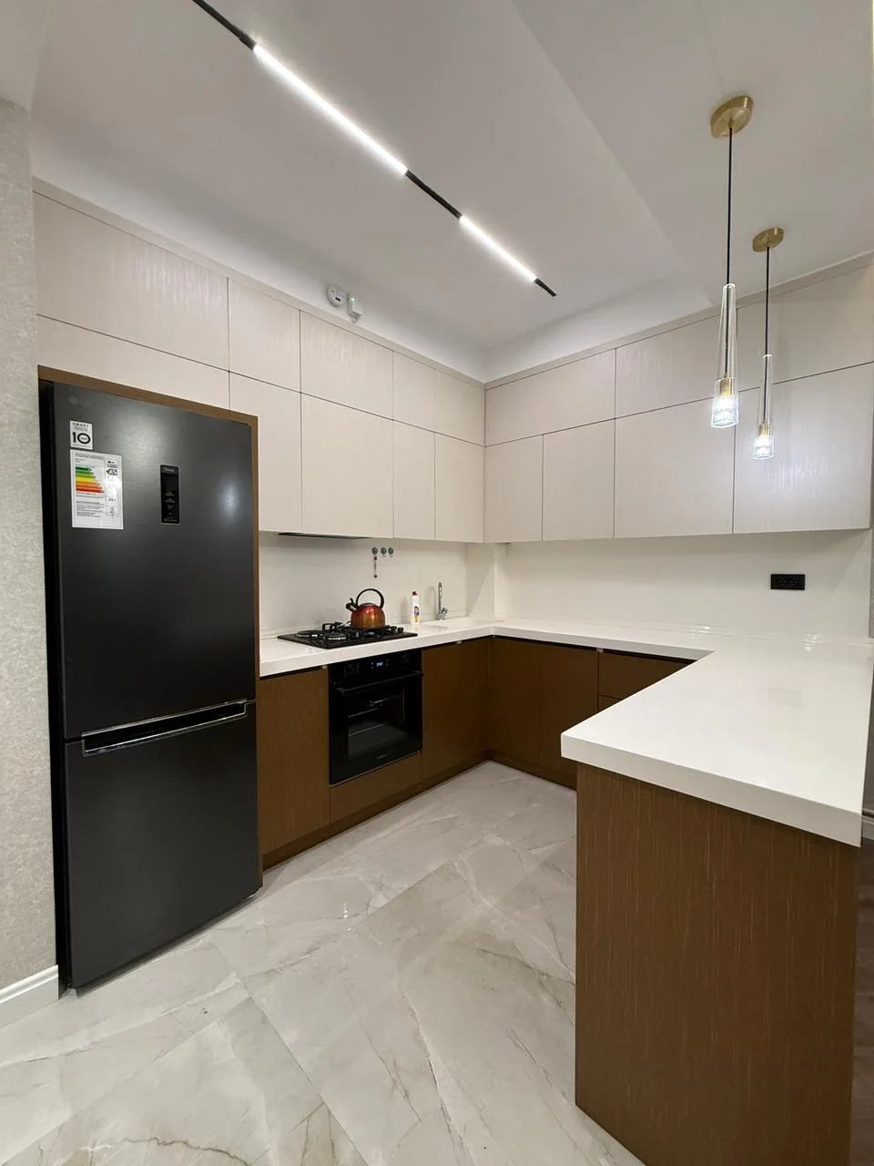 Kirayə 2 otaqlı Mənzil 85 m² Nəsimi r. – şəkil 9