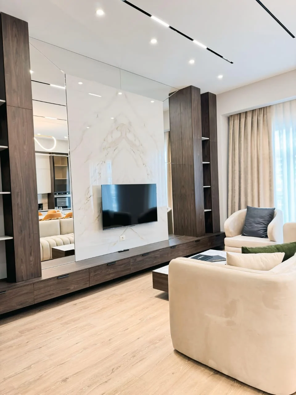 Kirayə 3 otaqlı Mənzil 120 m² Xətai r. – şəkil 4