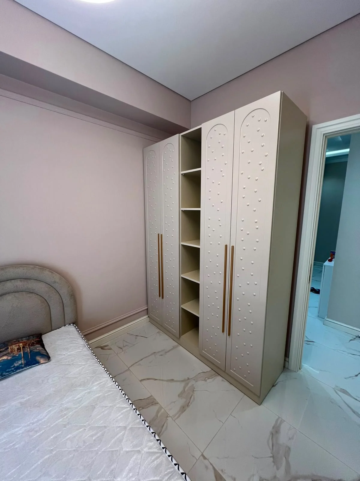 Kirayə 3 otaqlı Mənzil 95 m² Nərimanov r. – şəkil 2