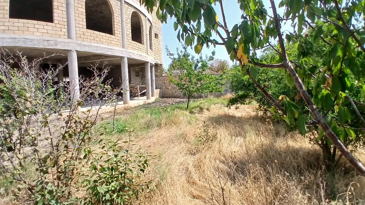 Satılır 8 otaqlı Həyət evi / Bağ evi 375 m² Abşeron r. – şəkil 7
