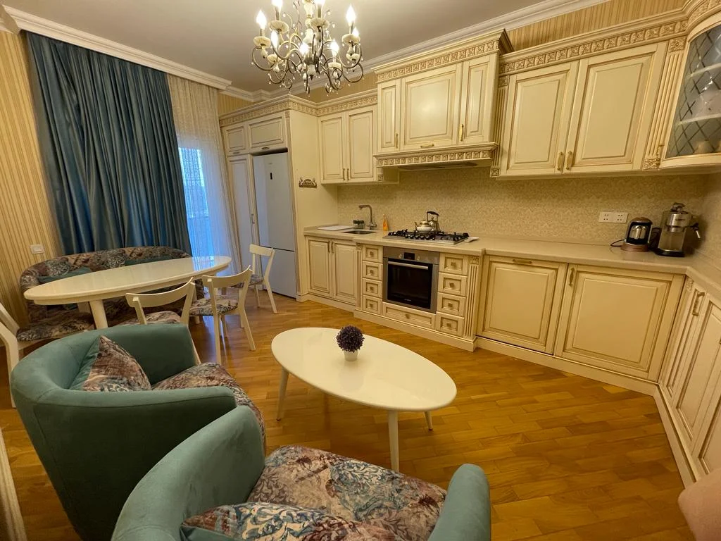 Kirayə 3 otaqlı Mənzil 137 m² Xətai r. – şəkil 5