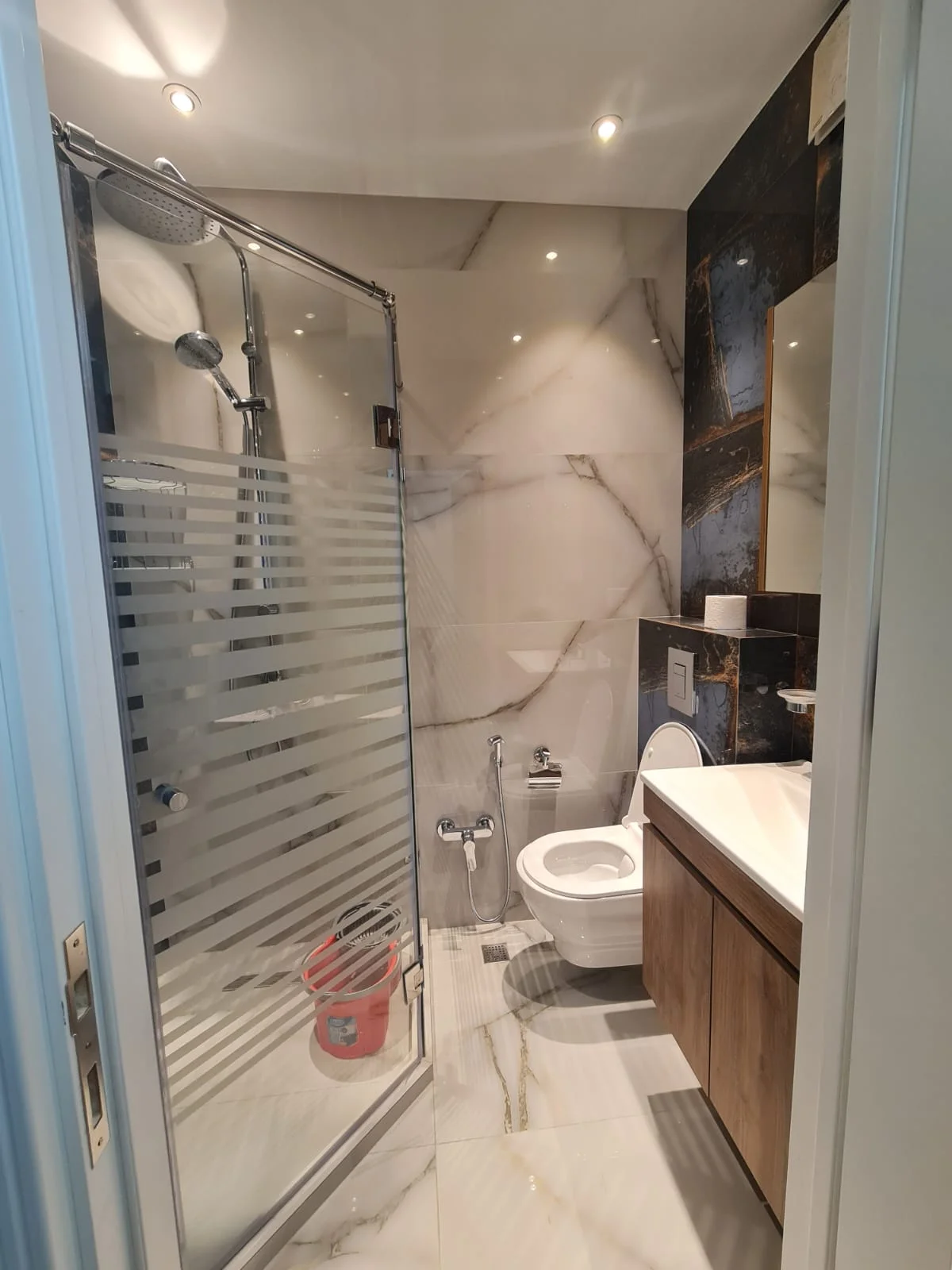 Kirayə 2 otaqlı Mənzil 55 m² Nərimanov r. – şəkil 9