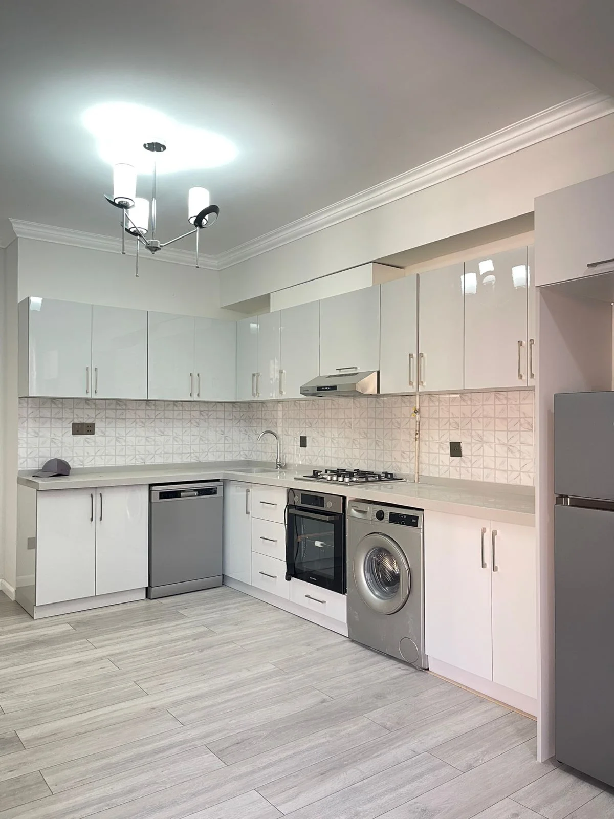 Kirayə 4 otaqlı Mənzil 155 m² Nəsimi r. – şəkil 2