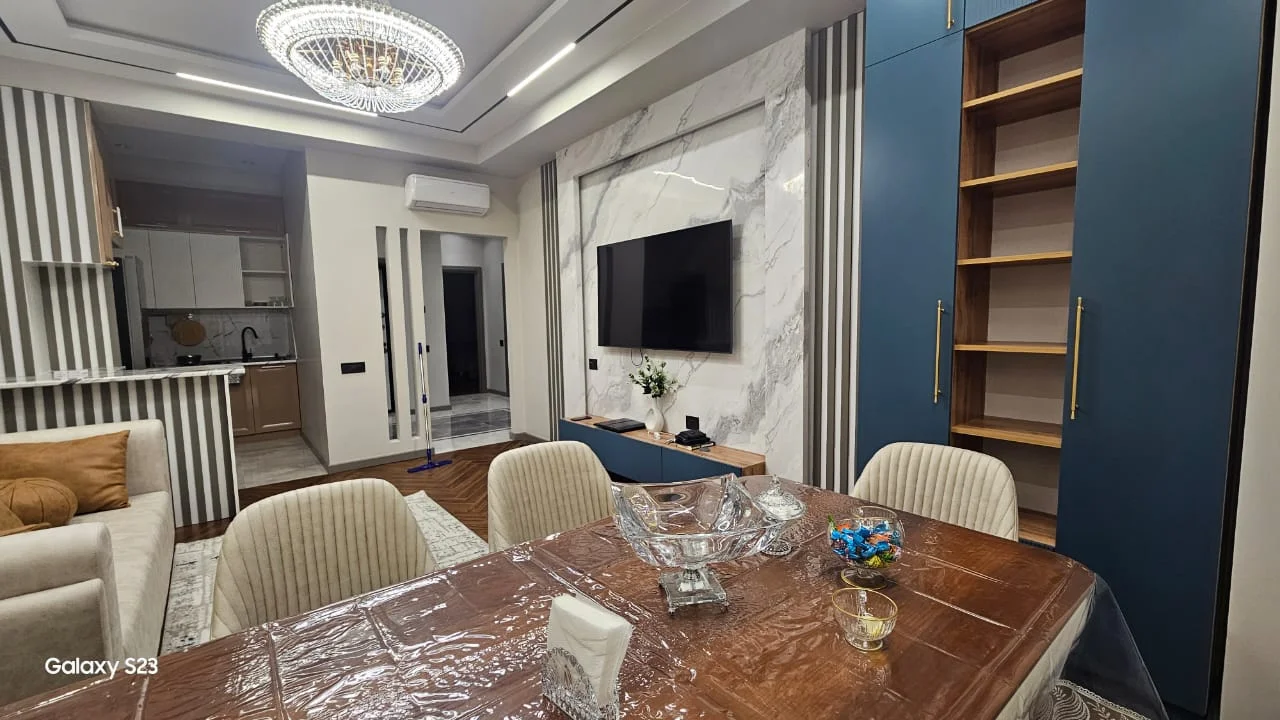 Kirayə 3 otaqlı Mənzil 100 m² Xətai r. – şəkil 1