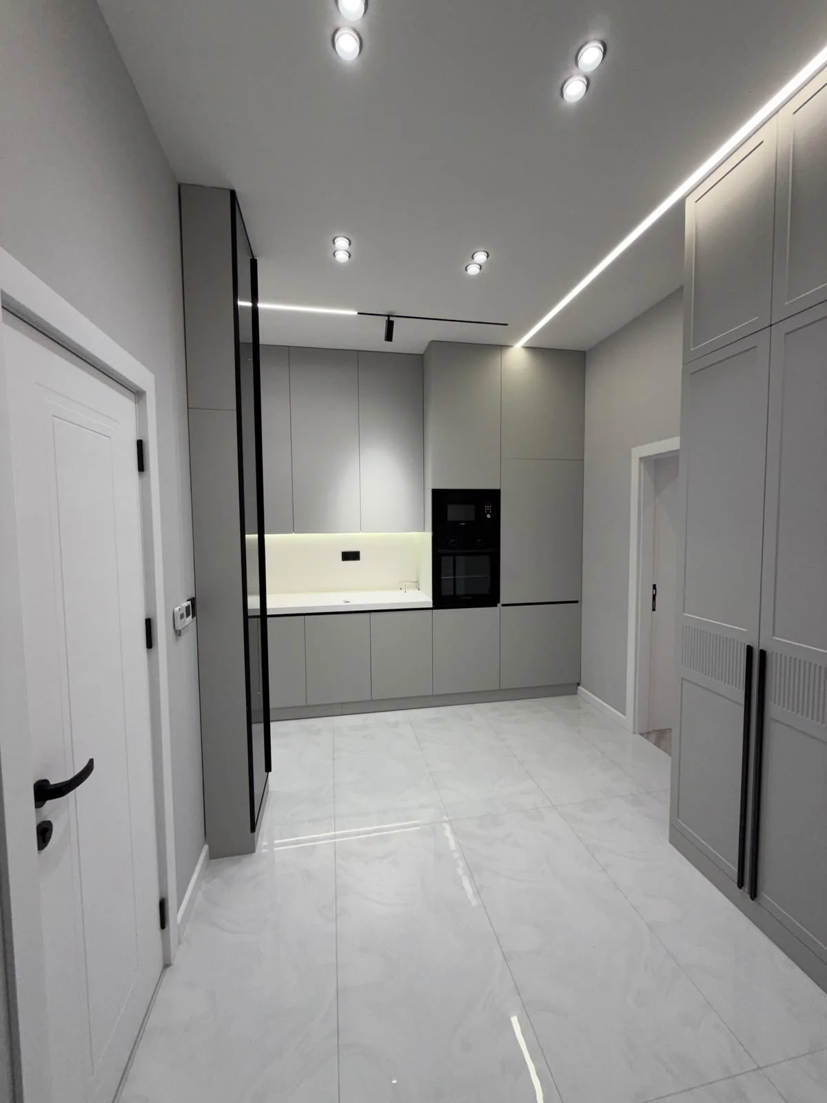 Kirayə 2 otaqlı Mənzil 80 m² Nizami r. – şəkil 6