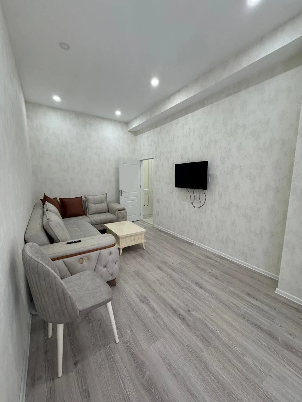 Kirayə 2 otaqlı Mənzil 70 m² Nərimanov r. – şəkil 19